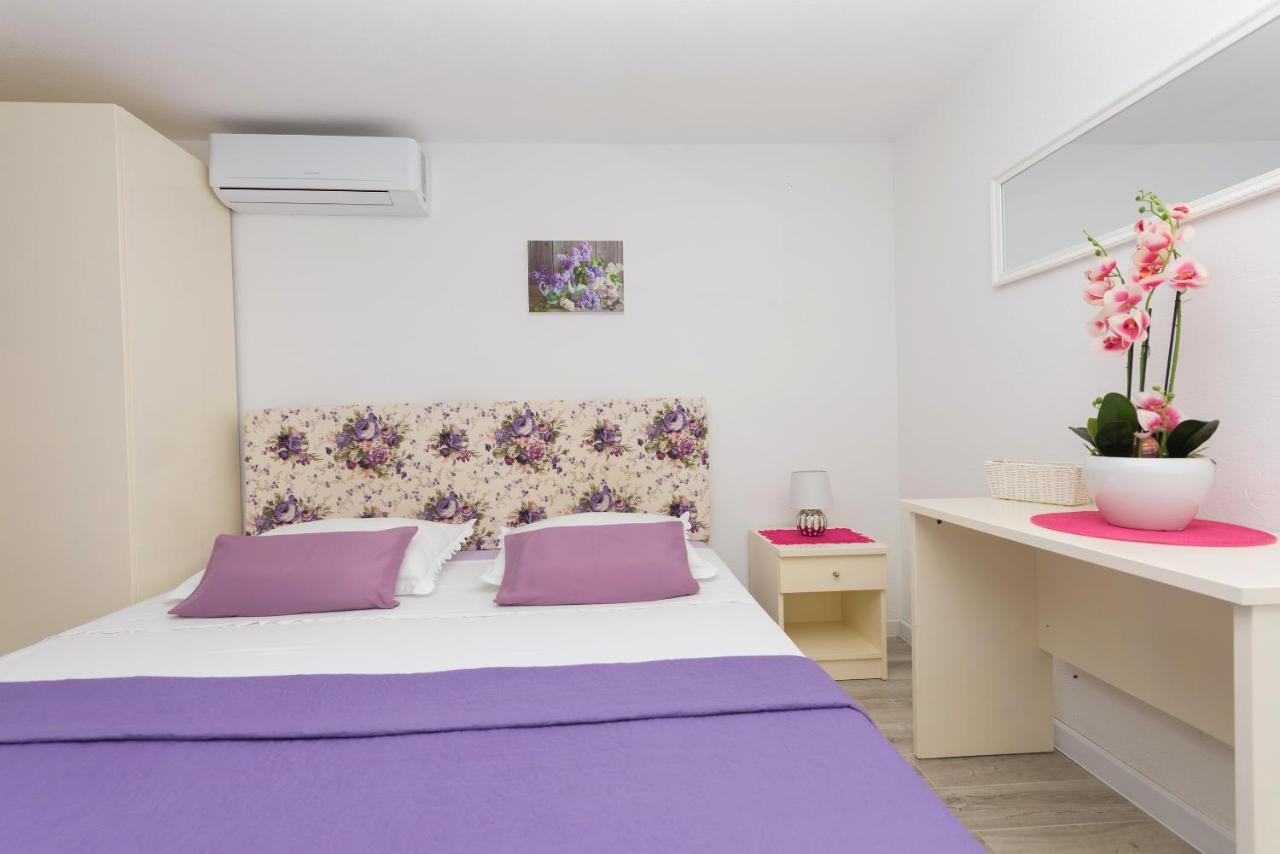 Premium Center Apartments Baška Voda Buitenkant foto